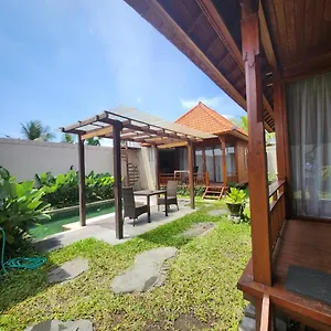  Villa Luena