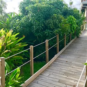 https://eden-paradise-spa-ecolodge.comcaribbean.com